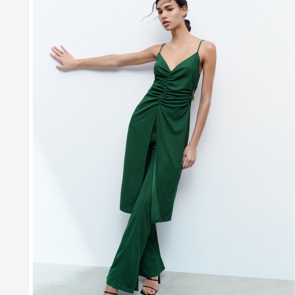 Zara green tunic and pants set. Size M. NWT